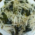 naomam0127's cooksnap of when they made カルシウム満点じゃことわかめともやし炒め.