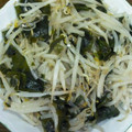 naomam0127's cooksnap of when they made カルシウム満点じゃことわかめともやし炒め.