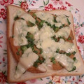 龍青空ママ's cooksnap of when they made さつま揚げとチーズのトースト♡.