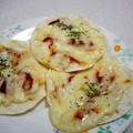 Haru Haru's cooksnap of when they made 餃子の皮利用☆ちょこっとピザ☆.