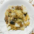 happybear1's cooksnap of when they made 白菜とさばみそ煮缶で簡単ピリカラ煮物.