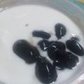 ユーロン's cooksnap of when they made 黒豆ヨーグルトｉｎはちみつ生姜.