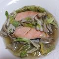 KIKISUKE's cooksnap of when they made ヘルシー！レタスと鮭のさっと煮！.