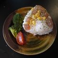 スタイリッシュママ's cooksnap of when they made スパイスが決め手☆鮭コーンおにぎり.