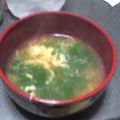ロスコ５９１４'s cooksnap of when they made ニラと卵のおすまし汁.