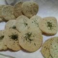 @hirosan's cooksnap of when they made チーズが香ばしい　おからクラッカー.