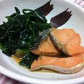 megumage's cooksnap of when they made ほうれん草と鮭の麺つゆ煮.