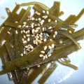 saki1010's cooksnap of when they made 出汁をとった昆布で！簡単めんつゆ和え.
