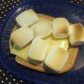 3姉妹ちゃんママ's cooksnap of when they made マシュマロ＊メープルチーズトースト.