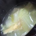 ami-rarara's cooksnap of when they made 白菜ベーコン卵のやさしいスープ.