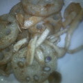 てるさんきゅー's cooksnap of when they made もちサク★蓮根としめじのオイマヨ炒め★.