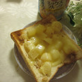 miyuki12's cooksnap of when they made 洋梨缶deデザートピザトースト.