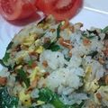 megmog0926's cooksnap of when they made たっぷりにらとピーナッツのエスニック炒飯.