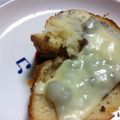 nexeko's cooksnap of when they made 残ったそぼろでチーズトースト☆彡.