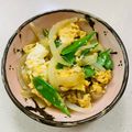 あっこ姉's cooksnap of when they made シャキッ絹さやとしんなり玉ねぎの卵とじ.