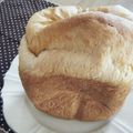 3姉妹ちゃんママ's cooksnap of when they made ハニーミルク♡生クリーム食パン（HB）.