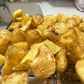 toshio39's cooksnap of when they made 新じゃがのげんこつ揚げ.