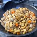 まい0223's cooksnap of when they made 美味しくデトックス！大豆と根菜の煮物♡.