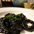 happynikki's cooksnap of when they made 白ワイン冷やしといて！お手軽イカスミ煮。.