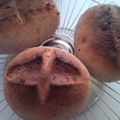 しまねこしるく's cooksnap of when they made クルミとレーズンの天然酵母のパン.