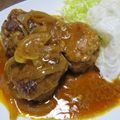 ぱど☆ちょ's cooksnap of when they made 簡単★美味しい★煮込みハンバーグ★.