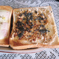 sweethazu's cooksnap of when they made 黒ごまときなこのトースト.