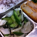 chococo218's cooksnap of when they made お弁当に✿大根と胡瓜の塩昆布和え.