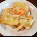 cerise15's cooksnap of when they made えびと山芋のサクふわ♪かき揚げ.
