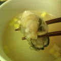 赤い電話's cooksnap of when they made 牡蠣・海老が縮まず大きいまんまのスープ.
