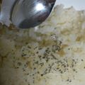 aikounk's cooksnap of when they made 炊飯器で☆ガーリックバターライス.