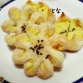 とーな。's cooksnap of when they made 中華菓子風☆お花のパイ♪.