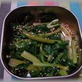 とんとん1127's cooksnap of when they made セロリの葉のごま和え.