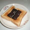 ＠迷子＠'s cooksnap of when they made 焼きチョコ　サイコロリッチ*トースト.