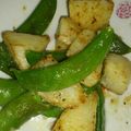 さくパズ's cooksnap of when they made 塩麹☆長芋とスナップえんどうの炒め物.