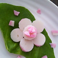 gankoiwako's cooksnap of when they made かまぼこで梅の花びらをつくりました.