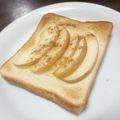 亜久里's cooksnap of when they made ☆りんごマヨハニートースト☆.