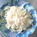 はらぺこあゆむし〜's cooksnap of when they made タマネギ☆わさび酒粕和え.