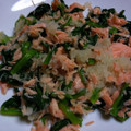 nexeko's cooksnap of when they made 塩鮭とほうれん草のみぞれ和え.