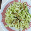かなた0202's cooksnap of when they made 簡単すぎるキャベツのおかか和え.