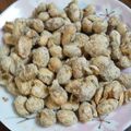 BAN♪'s cooksnap of when they made ＊節分余り炒り大豆で砂糖がけ豆菓子＊.