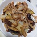 クック8H7TLC☆'s cooksnap of when they made 豚こま肉と玉ねぎの梅生姜焼き.