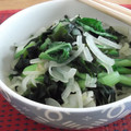 まんまるらあて's cooksnap of when they made ワカメと小松菜の炒め物.