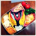 統計係's cooksnap of when they made キャラ弁☆仮面ライダーキバおにぎり！.