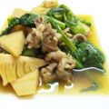 ぱぴこ２７'s cooksnap of when they made 春らしく♪筍と菜の花と豚肉の煮物.
