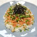 うまうま・らぶ's cooksnap of when they made 鮭フレーク×胡桃の塩レモン丼.