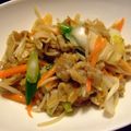 オレンジケーキ９３'s cooksnap of when they made 肉にらもやしの月見丼.