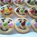 ぞうさん☆'s cooksnap of when they made チョコペンで簡単アンパンマンクッキー♪.