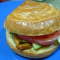 ジョンリークッカー's cooksnap of when they made ベジタブルバーガー☆アボガドと豆腐サンド.