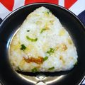 flatty1016's cooksnap of when they made 天むす！ならぬ・・天かす！おにぎり～～！.