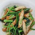 ゆみらんたん's cooksnap of when they made 小松菜とさつま揚げのちゃちゃっと炒め.